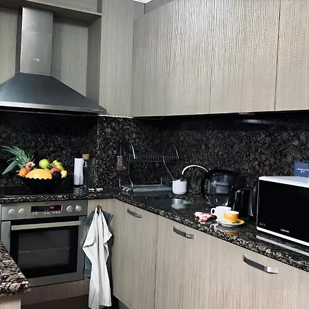 Vista Luxe Apartment *